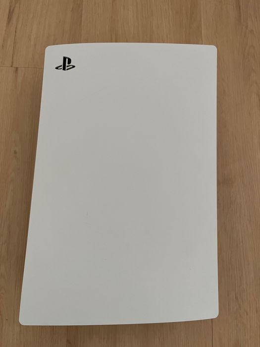PlayStation 5 Standard + Fones PS5 Pulse 3D