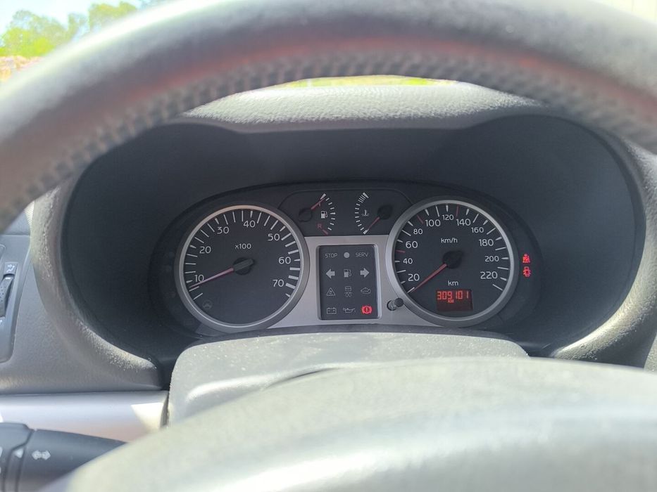 Vendo ou troco Renault Clio 1.5dci 5 lugares