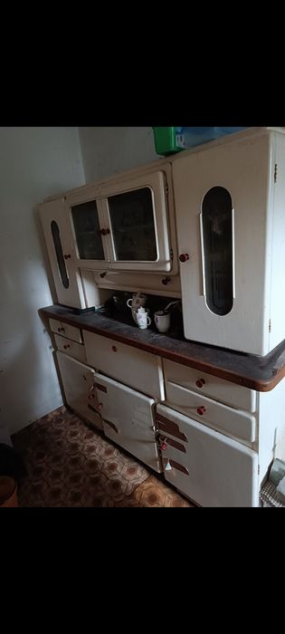 Kredens(byfyj)vintage do renowacji