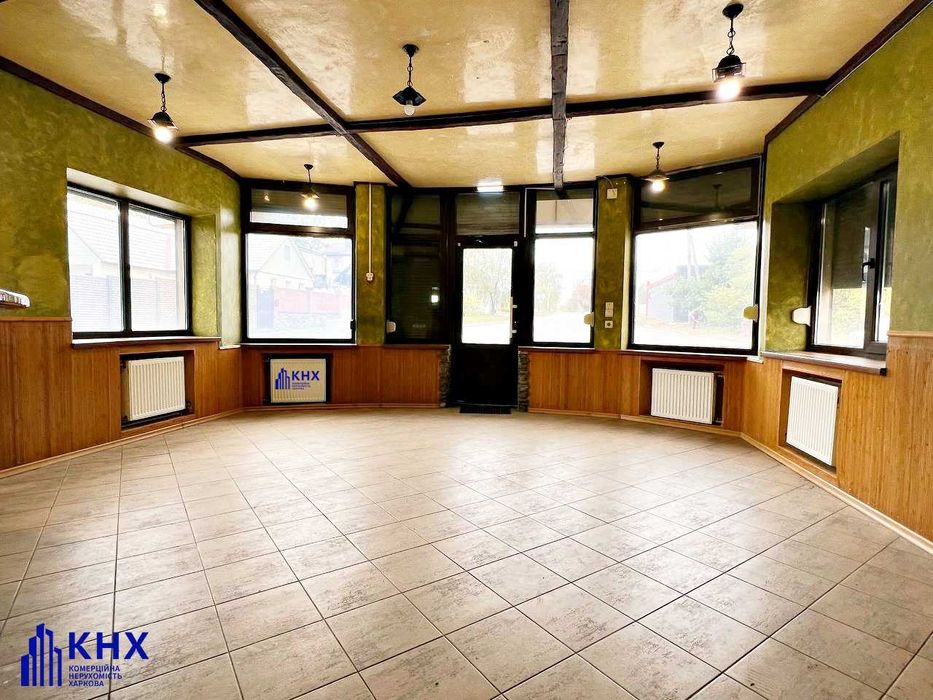 Холодна гора. Оренда окремої фасадної будівлі.