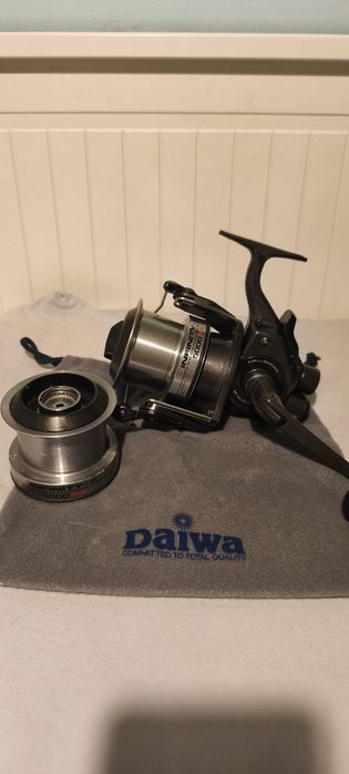 Kołowrotki DAIWA Infinity 5000 BR Wolny Bieg Szpule Zapasowe