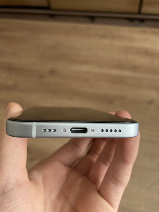 Продам айфон 15 заблокований, Терміново!!!