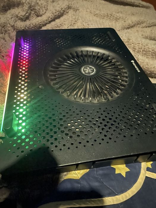 podkladka chlodzaca pod laptop