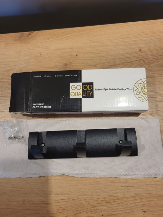 Hak na kurtki metalowy, nowy.