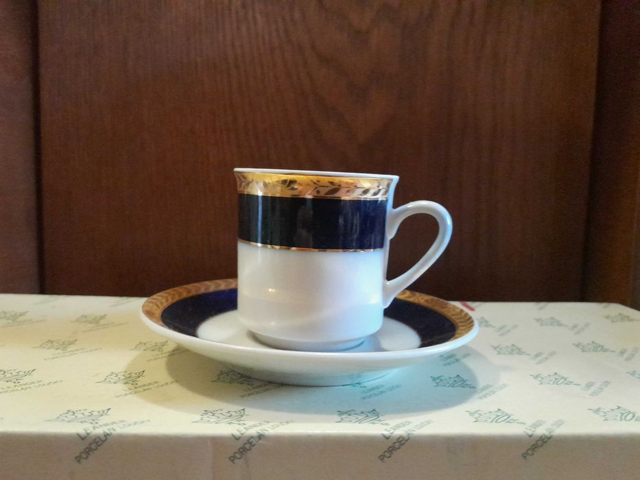 Набор фарфоровых чашек с блюдцем (Leander)