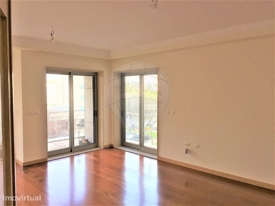 Apartamento T2 para arrendamento