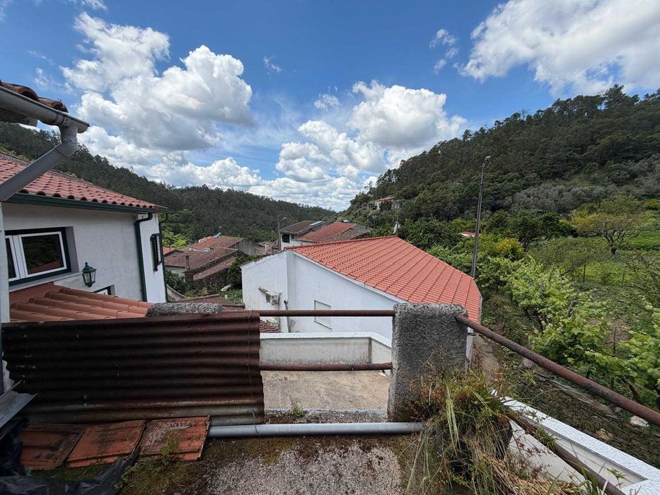 Moradia aldeia de Nogueira - 4km Arganil - Para recuperar