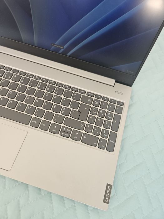 Portátil Lenovo IdeaPad S340-15 (15.6") | Intel Core i5 10.ª Ger. | 8GB RAM | Windows 11
