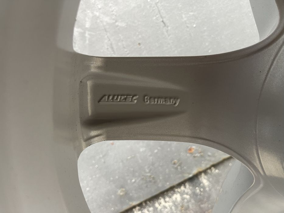 Диски ALUTEC R17 5/114,3 Nissan Renault Infiniti Kia Hyundai Mitsubishi Mazda Toyota