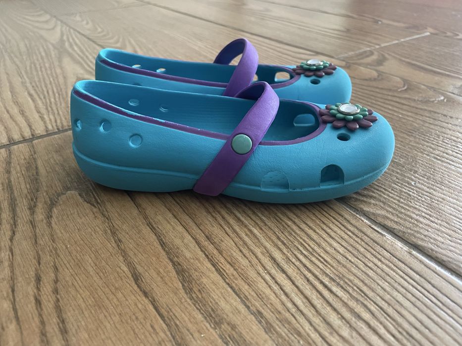 Sandlaki crocs niebiesko fioletowe
