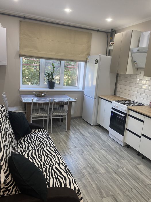 Сдам новую квартиру посуточно .