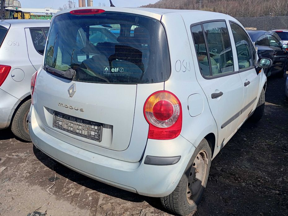 Renault Modus 1,6 MV632 lampa przednia, części transport FV