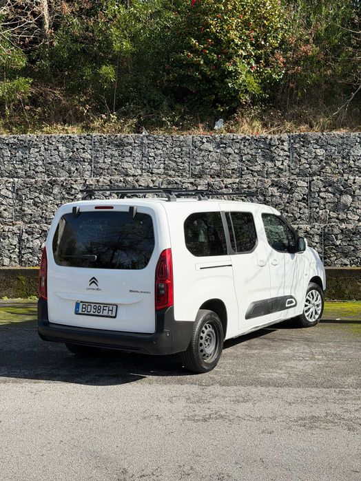 Citroën Berlingo XL 1.5 BlueHDi 131cv 2020 - 5 Lugares - Full Extras