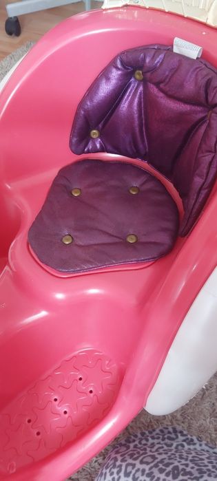 SCOOTER ELÉTRICA Feber Disney Princess 6V - 80€