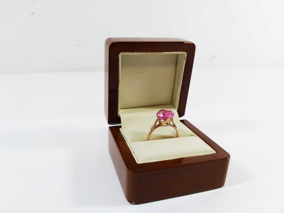 Złoty Pierścionek Z Różowym Kamieniem Próba 585 Rozmiar 20