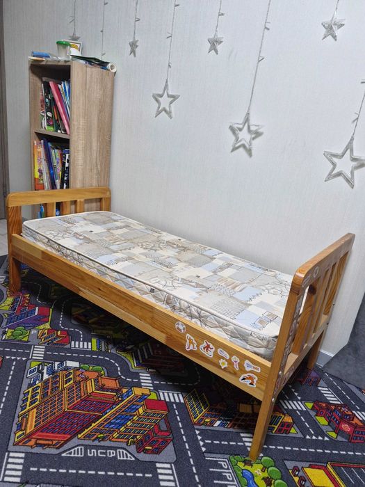 Ліжечко дитяче з матрацом