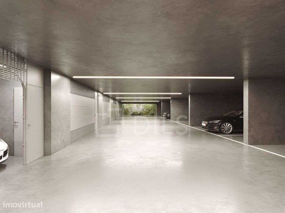 Apartamento T1 com estacionamento em condomínio com piscina e jardim