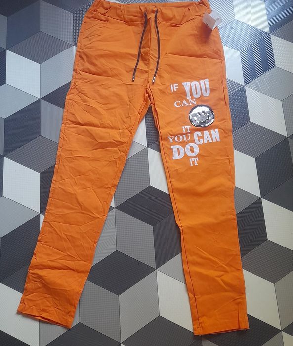 Nowe spodnie gnieciuchy roz uni