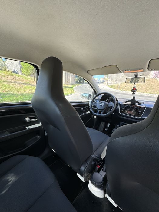 Volkswagen Up! 2019 foto 4