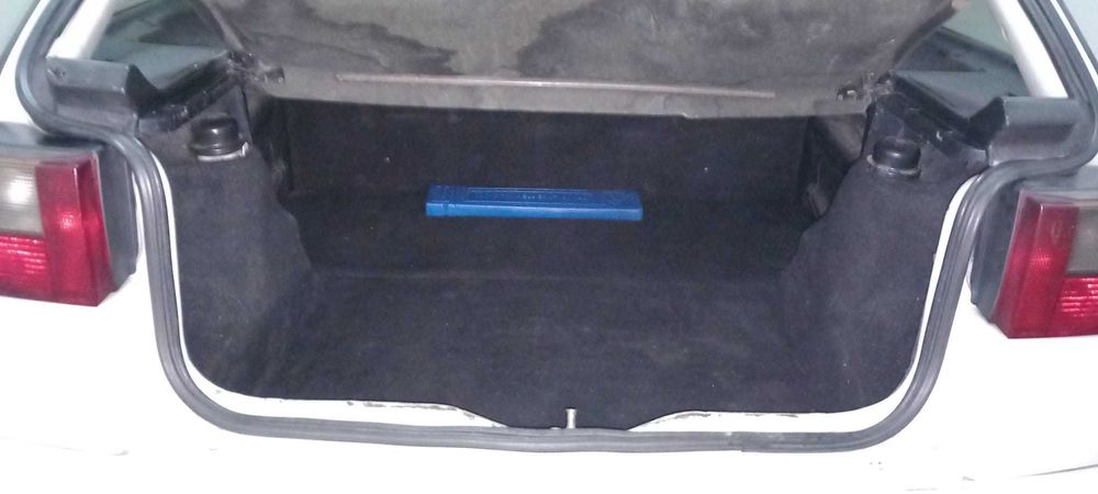 Vendo seat ibiza 1900 6k3 bom estado