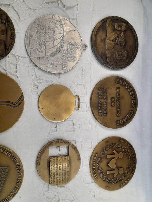 Medalhas de bronze comemorativas- Emigrantes, Alenquer , Esposende etc
