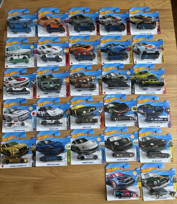 Hot Wheels 27 szt.