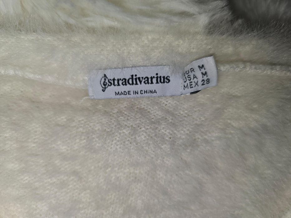 Varias roupas , com pouco uso