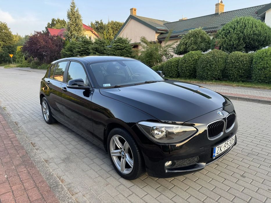 BMW Seria 1 1.6 benzyna tylko 130 tys km przebiegu 6 biegów PDC ALU ZOBACZ ! ! !