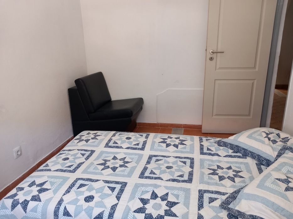 Moradia em banda para arrendar anual