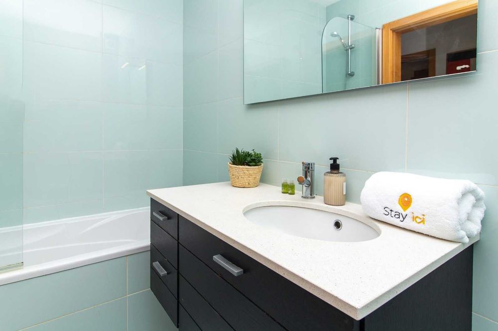Eira Apartment T1 4 pax  by Stay ici