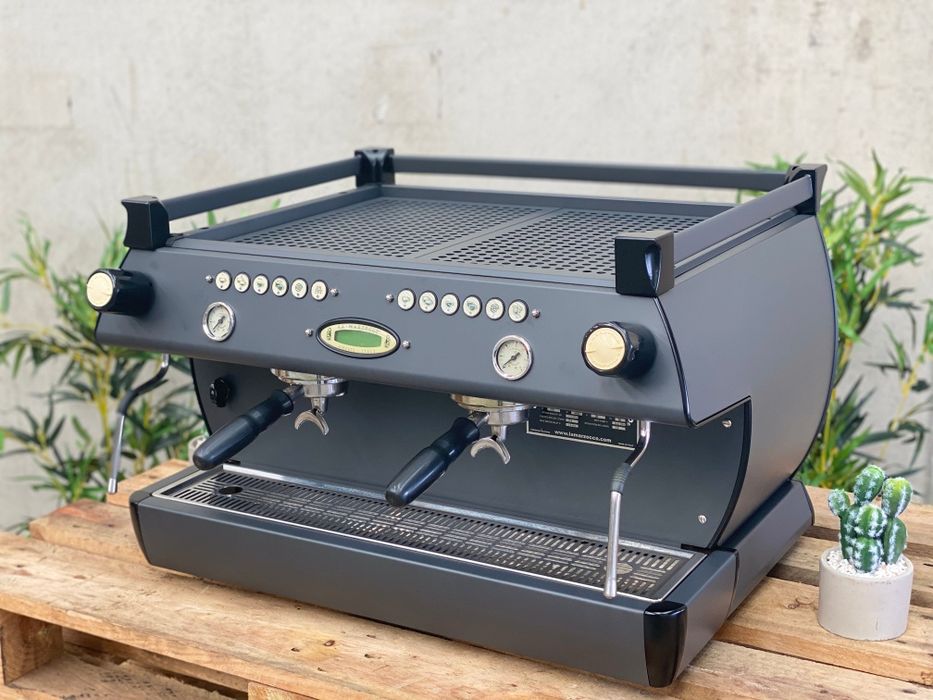 Профессиональная кофемашина La marzocco gb 5 EE 2 group Gold 24k