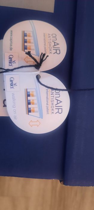 CAPRICE botki zamszowe r. 40