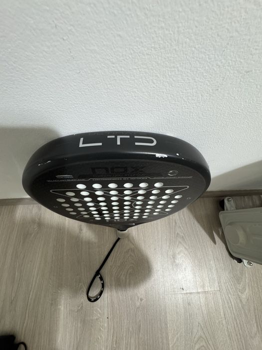 Raquete de Padel NOX Ultimate LTD