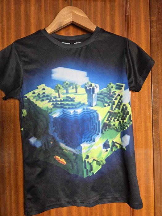 T-shirts Minecraft, Marvel, Tetris, dinossauros