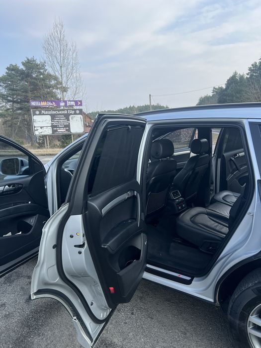 Audi Q7 S-line.