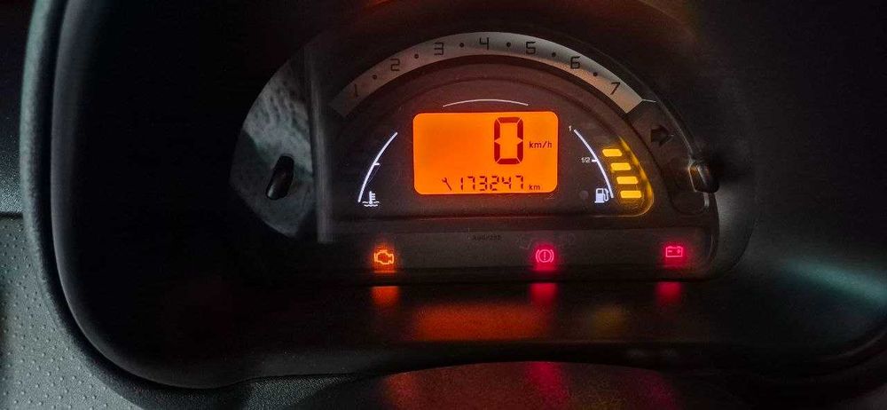 Автомобіль Citroen C3 2003