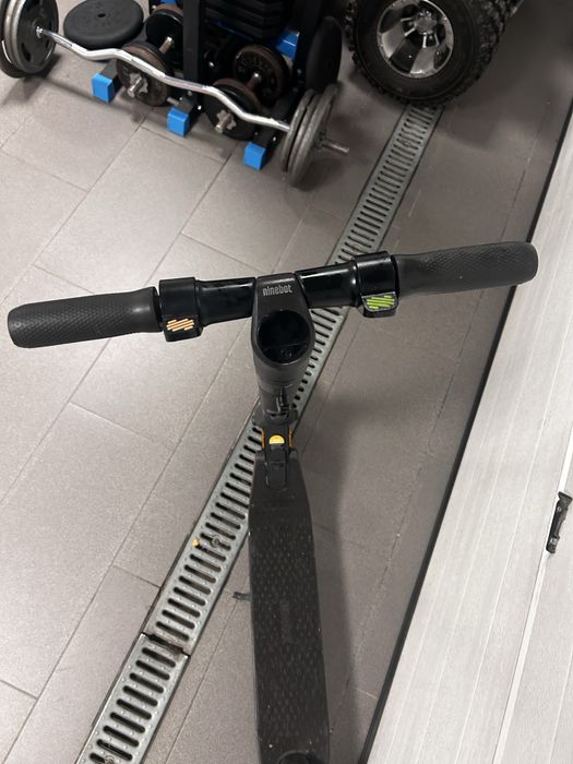 Hulajnoga elektryczna ninebot kickscooter E