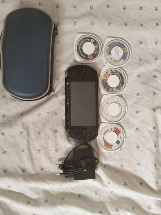 PSP portatil com 5 jogos