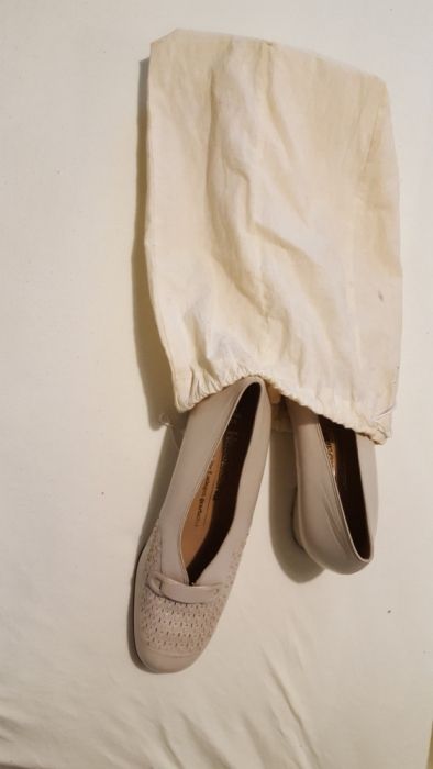 Buty damskie 40 skórzane. Nowe.