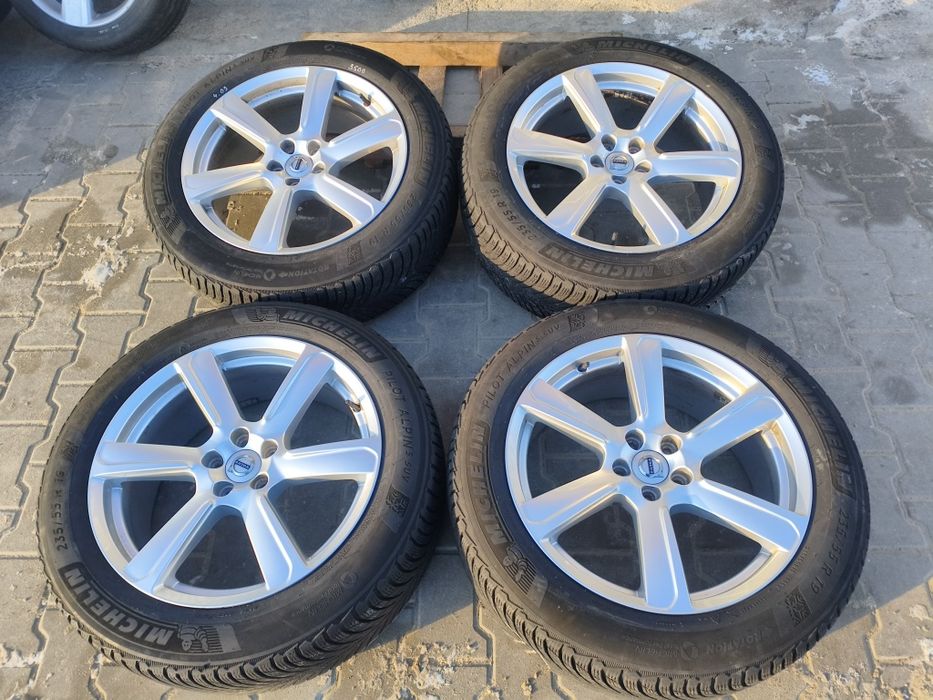 Komplet kół zimowych do Volvo 5*108 Et 42,5 otwór 63,4 R 19