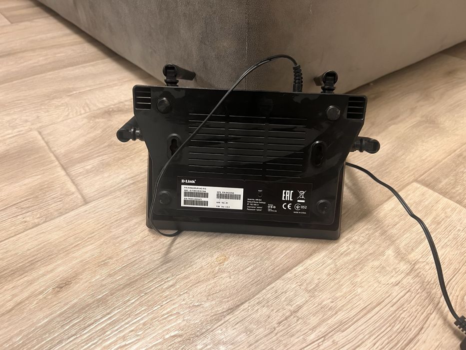 Роутер D-link dir-822