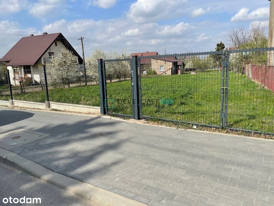 Działka zabudowana, uzbrojona przy asfalcie