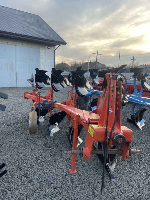 Kuhn standart 3+1 плуг оборотний не lemken kverneland