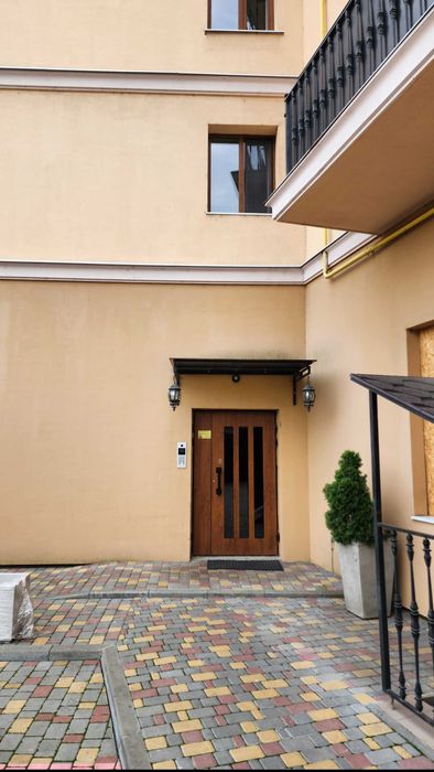 Сдам квартиру с видом на море в центре