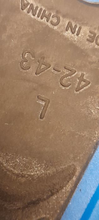 Płetwy 42 , 42 super stan