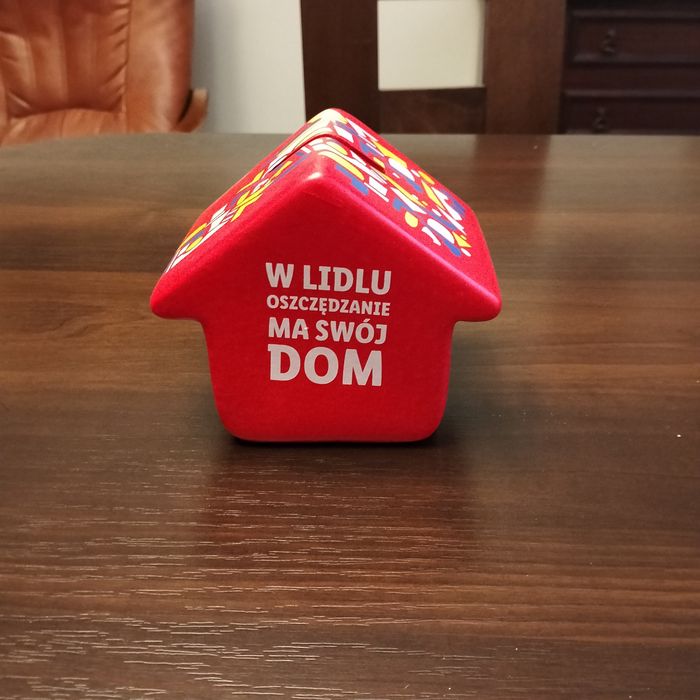 Skarbonka czerwona z Lidla