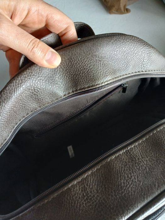 Mochila castanha
