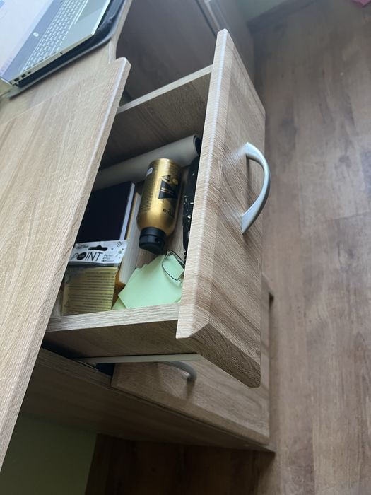 Компютерний стіл