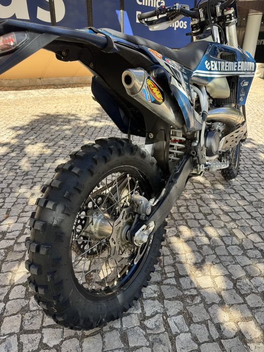 Husqvarna 250 TPI Heritage 2024