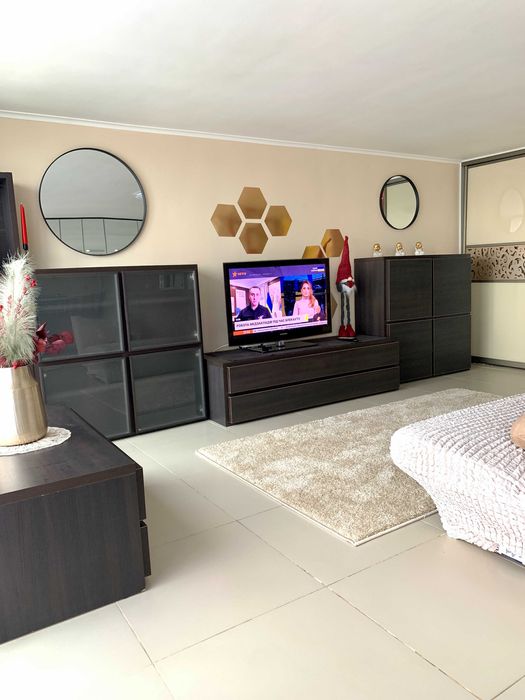 Центр. Власник. Студія. Гарний краєвид.